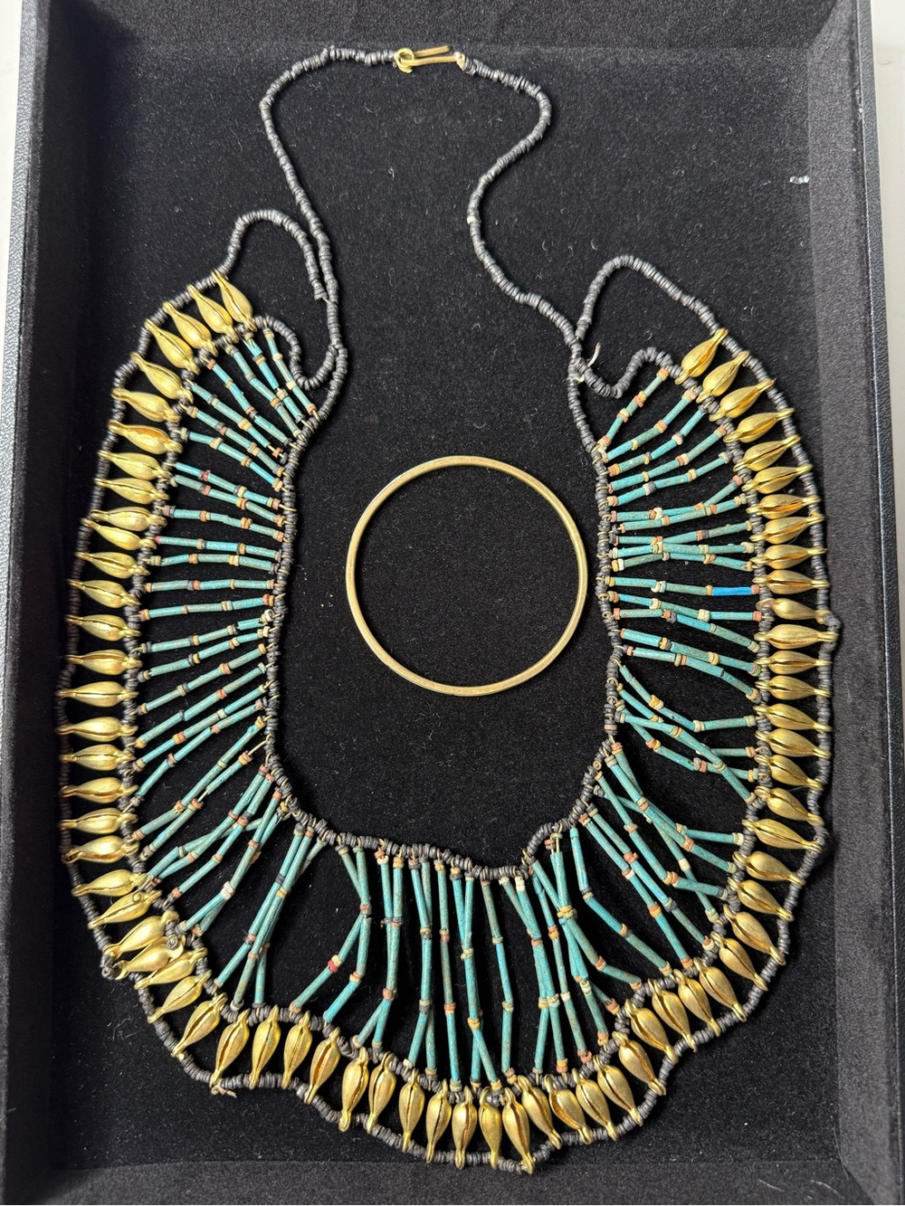 Vintage necklace and bracelet
